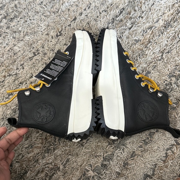 Nwob Converse Black and White High-Tops with Yellow Laces Sz M5 L7 - Picture 7 of 12